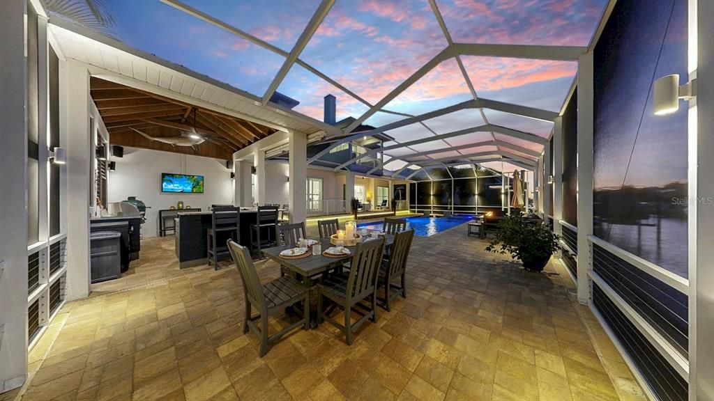 En Venta: $1,599,000 (3 camas, 3 baños, 3225 Pies cuadrados)