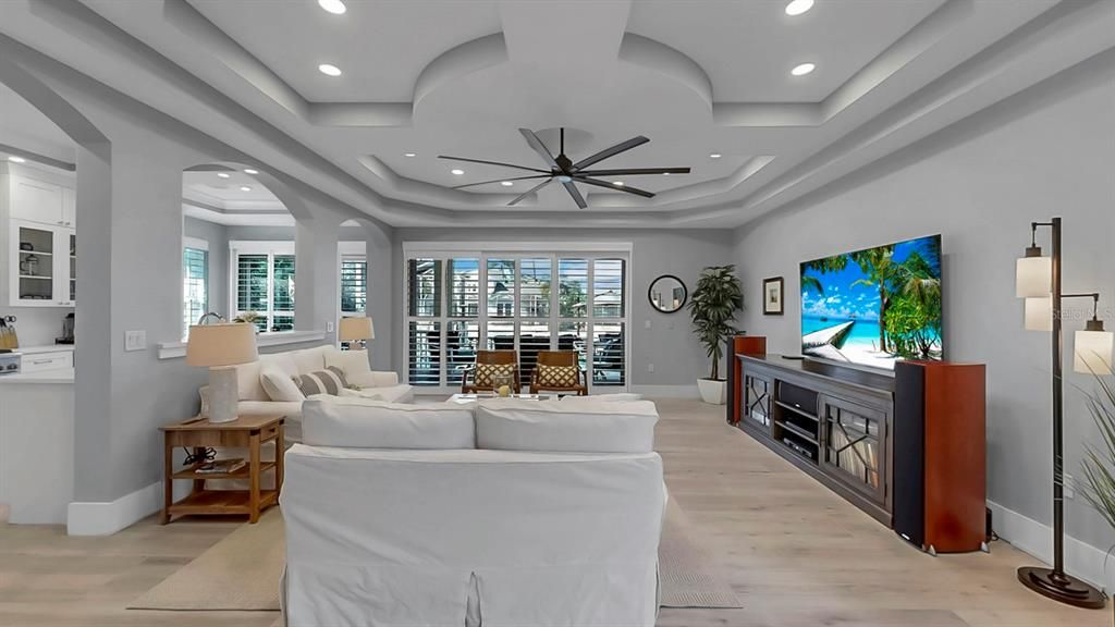 En Venta: $1,599,000 (3 camas, 3 baños, 3225 Pies cuadrados)