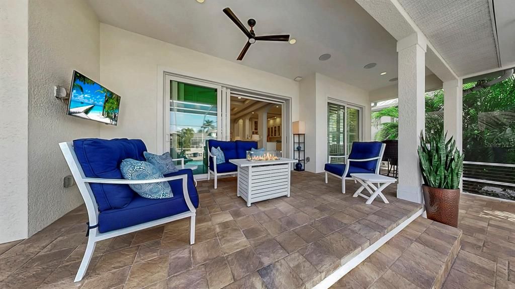 En Venta: $1,599,000 (3 camas, 3 baños, 3225 Pies cuadrados)