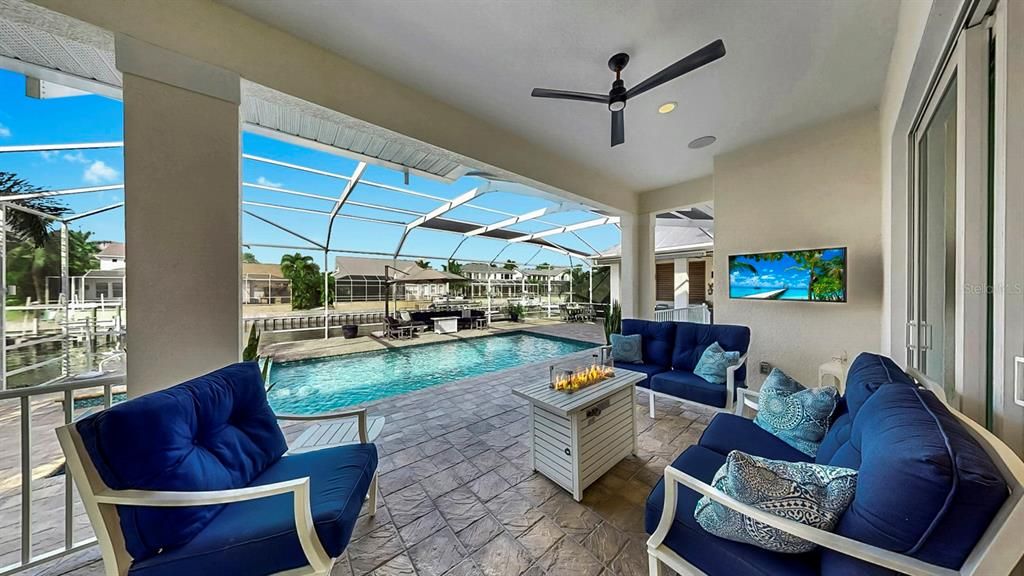 En Venta: $1,599,000 (3 camas, 3 baños, 3225 Pies cuadrados)