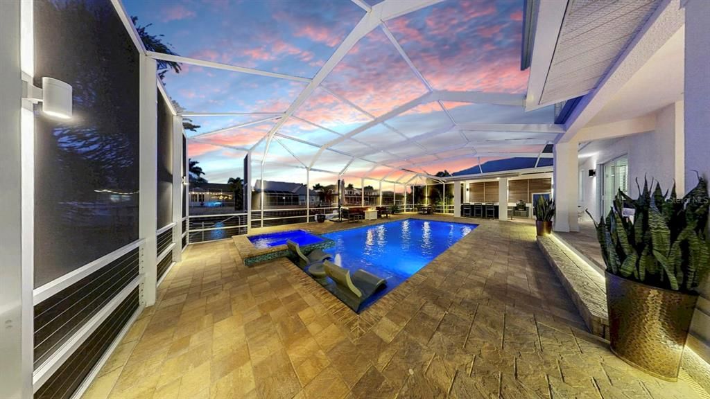 En Venta: $1,599,000 (3 camas, 3 baños, 3225 Pies cuadrados)