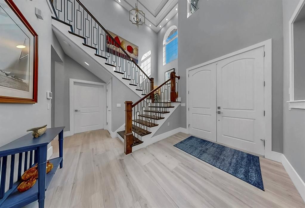 En Venta: $1,599,000 (3 camas, 3 baños, 3225 Pies cuadrados)