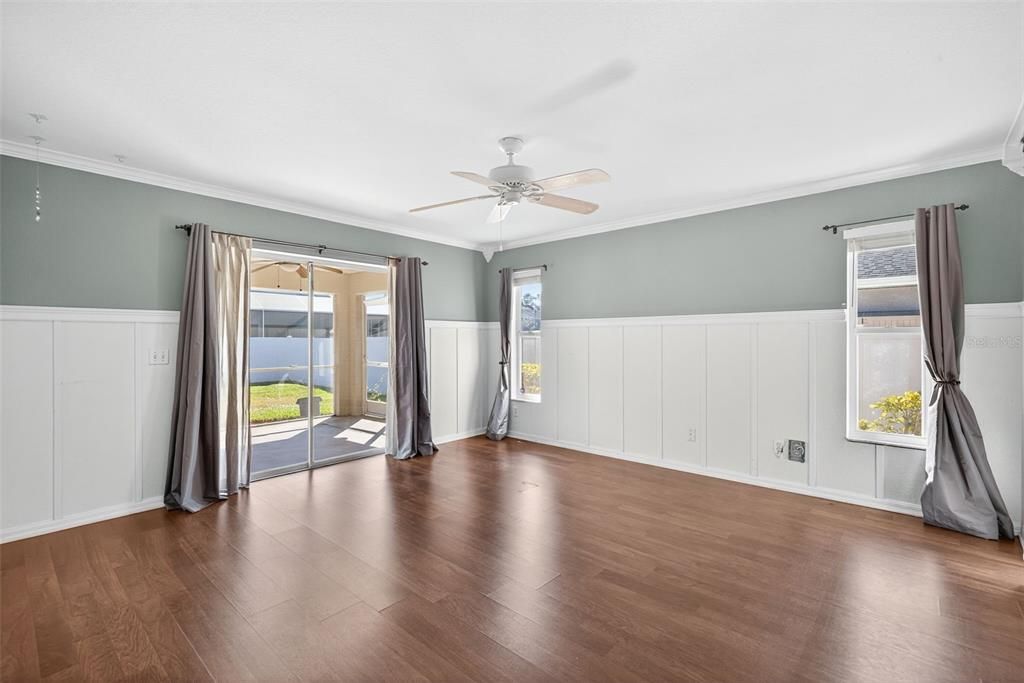 For Sale: $374,900 (3 beds, 2 baths, 2177 Square Feet)