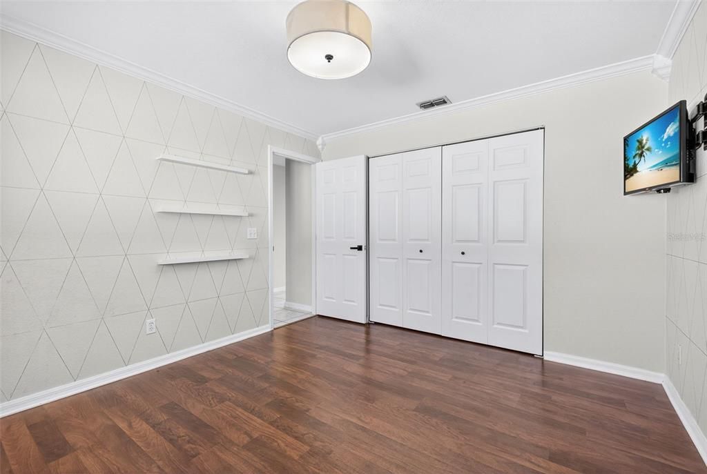 For Sale: $374,900 (3 beds, 2 baths, 2177 Square Feet)