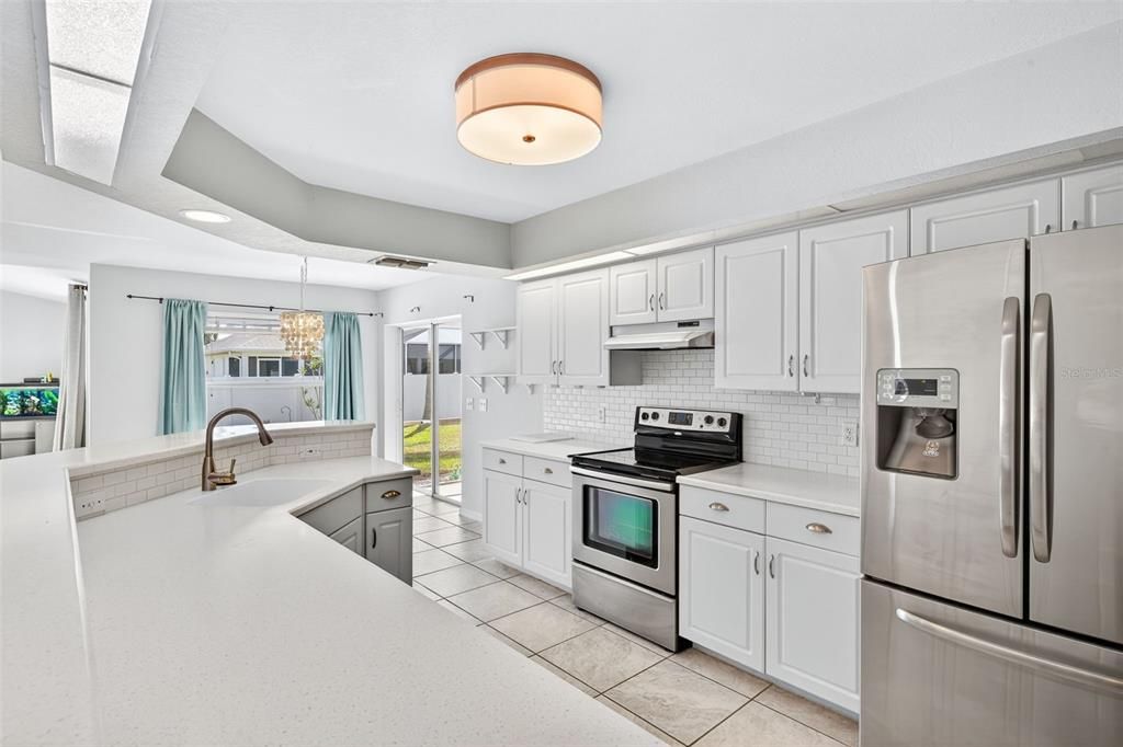 For Sale: $374,900 (3 beds, 2 baths, 2177 Square Feet)