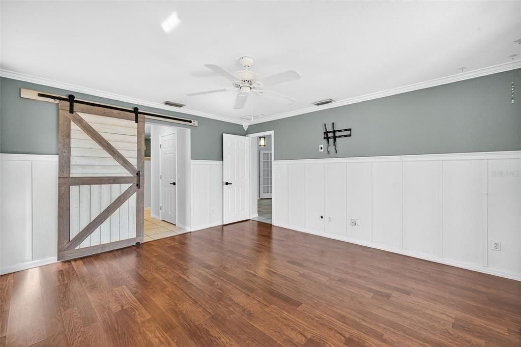 For Sale: $374,900 (3 beds, 2 baths, 2177 Square Feet)