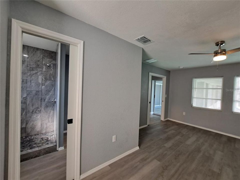 For Sale: $423,900 (3 beds, 2 baths, 1834 Square Feet)