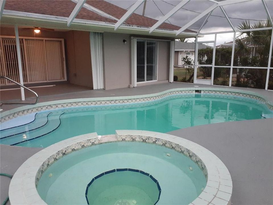 For Sale: $423,900 (3 beds, 2 baths, 1834 Square Feet)