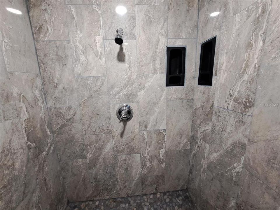 For Sale: $423,900 (3 beds, 2 baths, 1834 Square Feet)