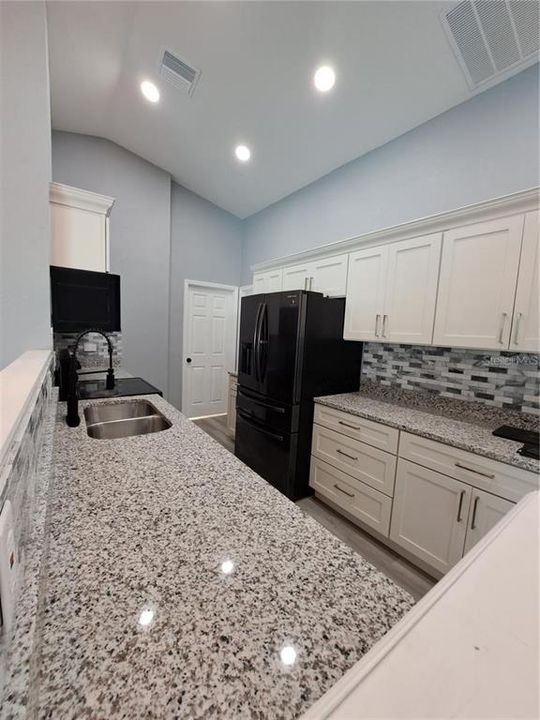 For Sale: $423,900 (3 beds, 2 baths, 1834 Square Feet)