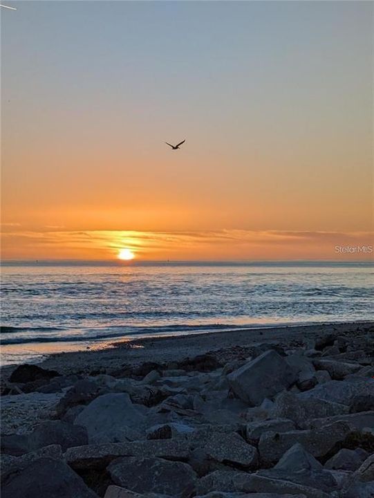 For Sale: $423,900 (3 beds, 2 baths, 1834 Square Feet)