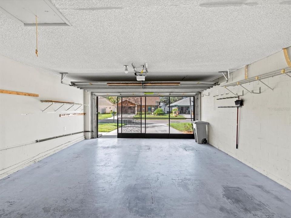 For Sale: $220,000 (2 beds, 2 baths, 1226 Square Feet)