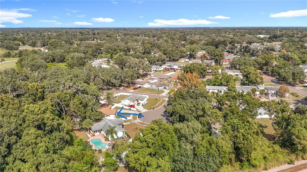 Active With Contract: $319,000 (3 beds, 2 baths, 1044 Square Feet)