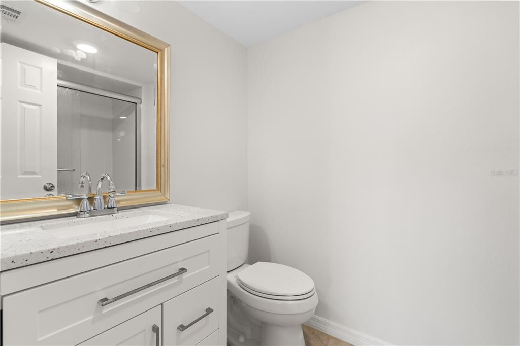 For Sale: $199,000 (2 beds, 2 baths, 1114 Square Feet)