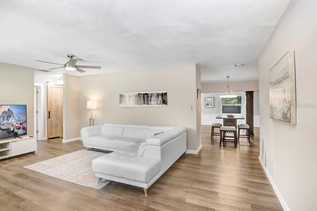 For Sale: $424,900 (3 beds, 2 baths, 1685 Square Feet)