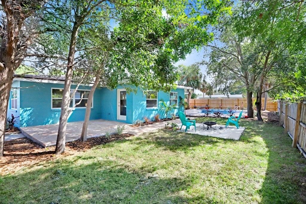 For Sale: $424,900 (3 beds, 2 baths, 1685 Square Feet)