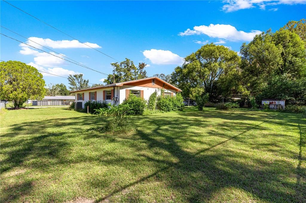 На продажу: $199,900 (3 спален, 1 ванн, 1134 Квадратных фут)