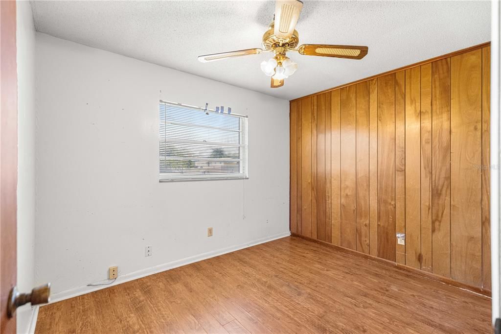 На продажу: $199,900 (3 спален, 1 ванн, 1134 Квадратных фут)