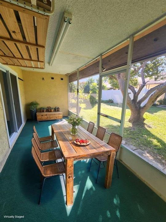 For Rent: $1,650 (2 beds, 2 baths, 962 Square Feet)