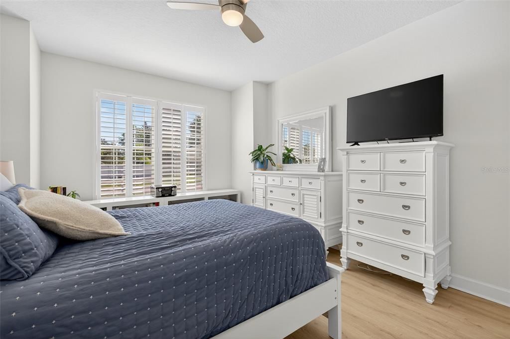 For Sale: $470,000 (3 beds, 2 baths, 1791 Square Feet)