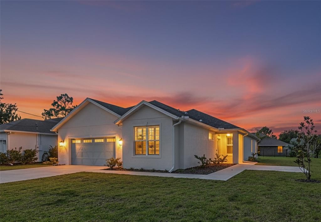 For Sale: $470,000 (3 beds, 2 baths, 1791 Square Feet)