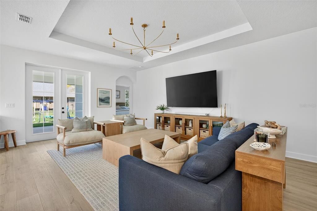 For Sale: $470,000 (3 beds, 2 baths, 1791 Square Feet)