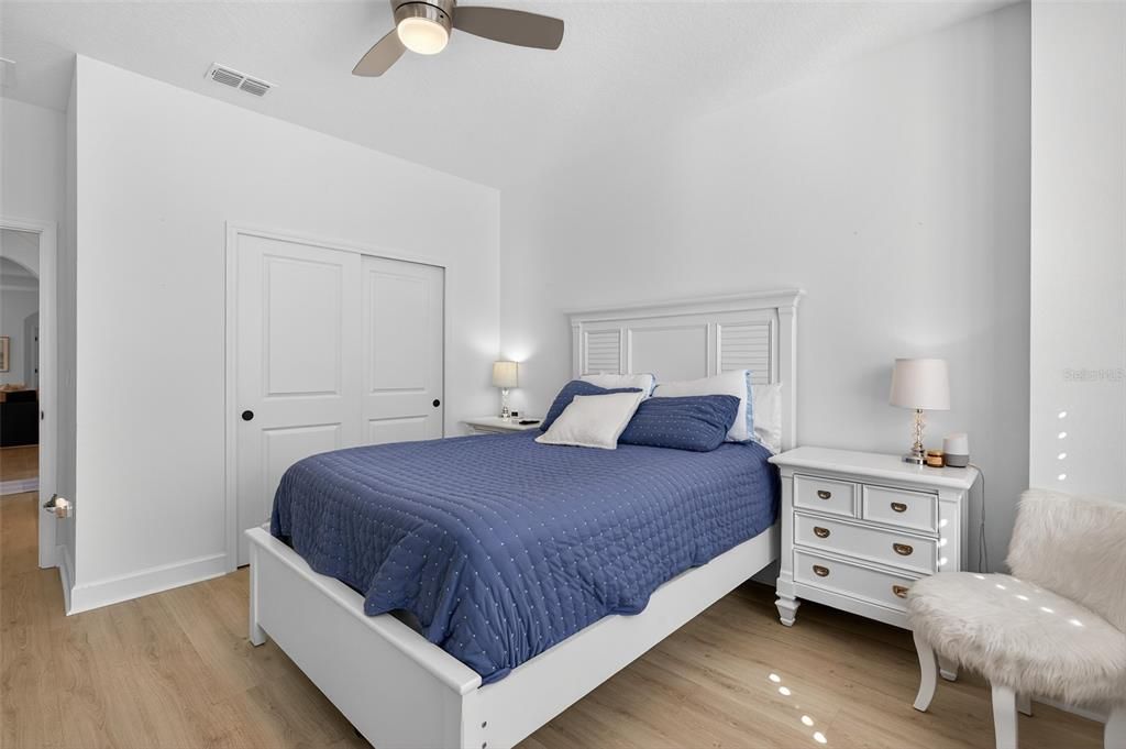 For Sale: $470,000 (3 beds, 2 baths, 1791 Square Feet)