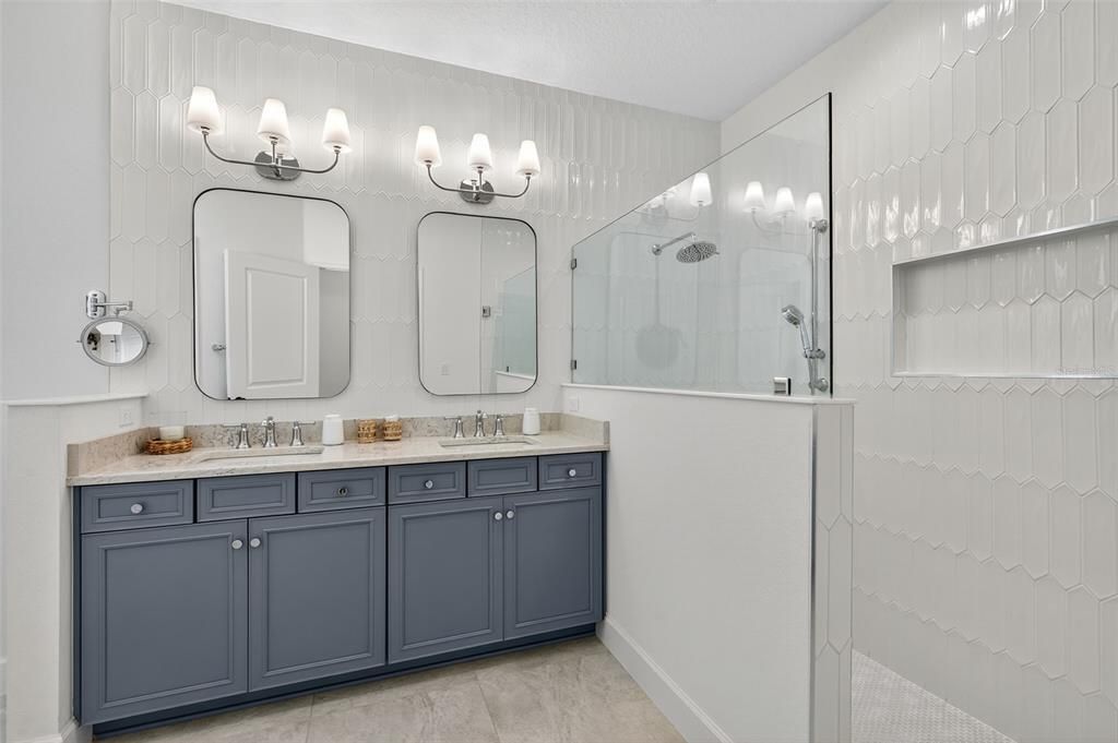 For Sale: $470,000 (3 beds, 2 baths, 1791 Square Feet)