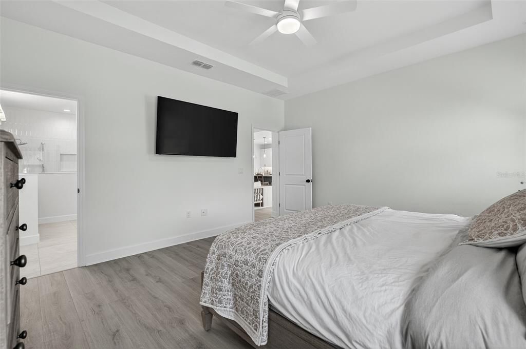 For Sale: $470,000 (3 beds, 2 baths, 1791 Square Feet)