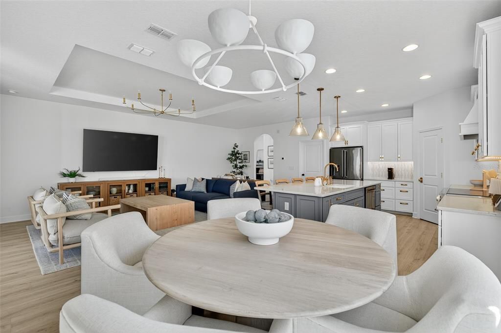 For Sale: $470,000 (3 beds, 2 baths, 1791 Square Feet)