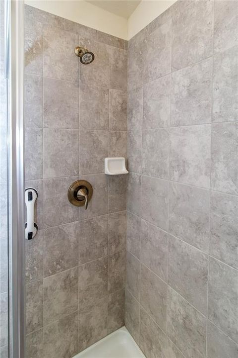 待售: $299,000 (3 贝兹, 2 浴室, 1437 平方英尺)