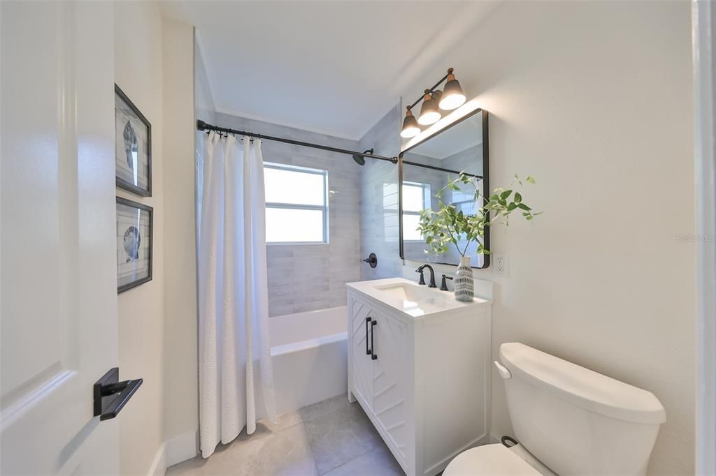 For Sale: $525,000 (3 beds, 3 baths, 1554 Square Feet)