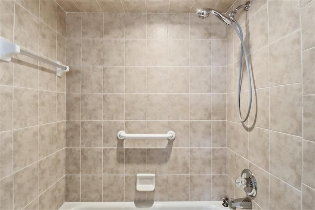 待售: $399,900 (3 贝兹, 2 浴室, 1951 平方英尺)