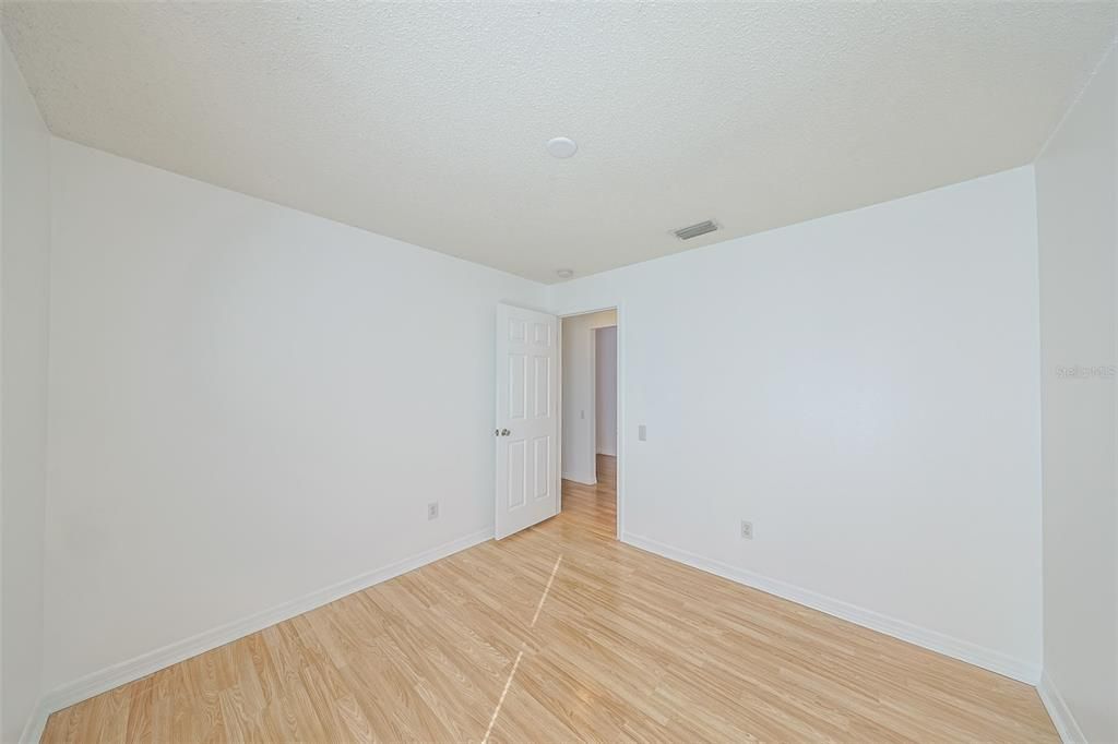 For Sale: $325,000 (3 beds, 2 baths, 1500 Square Feet)