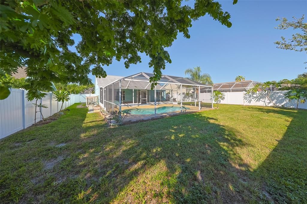 For Sale: $325,000 (3 beds, 2 baths, 1500 Square Feet)