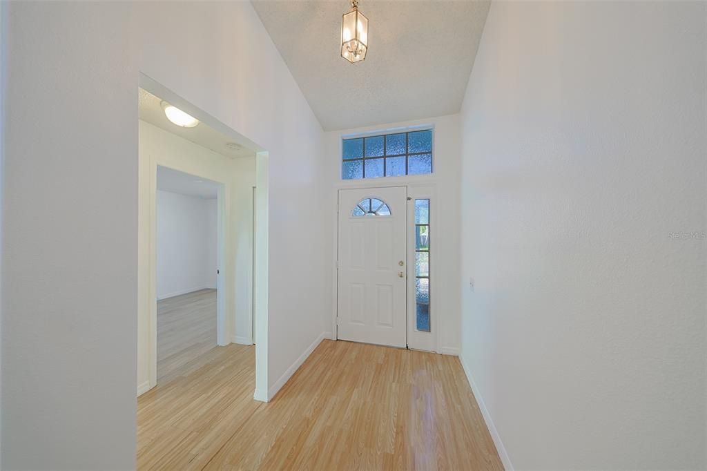 For Sale: $325,000 (3 beds, 2 baths, 1500 Square Feet)