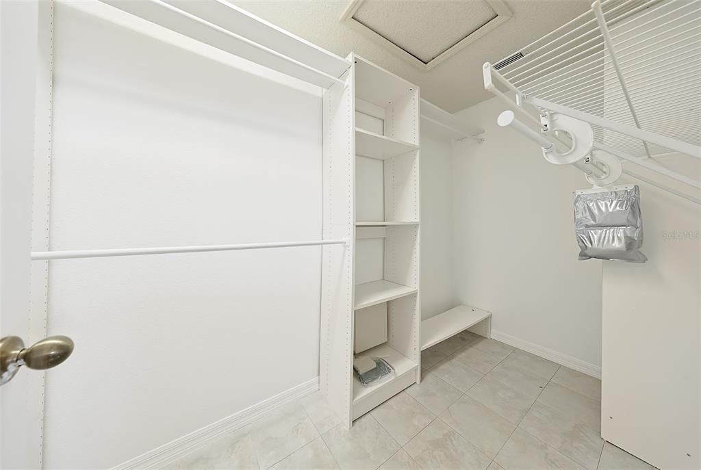 For Sale: $325,000 (3 beds, 2 baths, 1500 Square Feet)