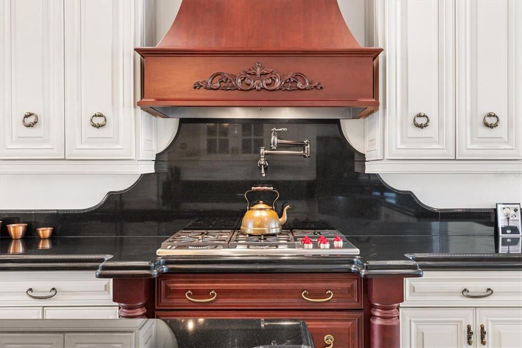 For Sale: $1,775,000 (3 beds, 3 baths, 3100 Square Feet)