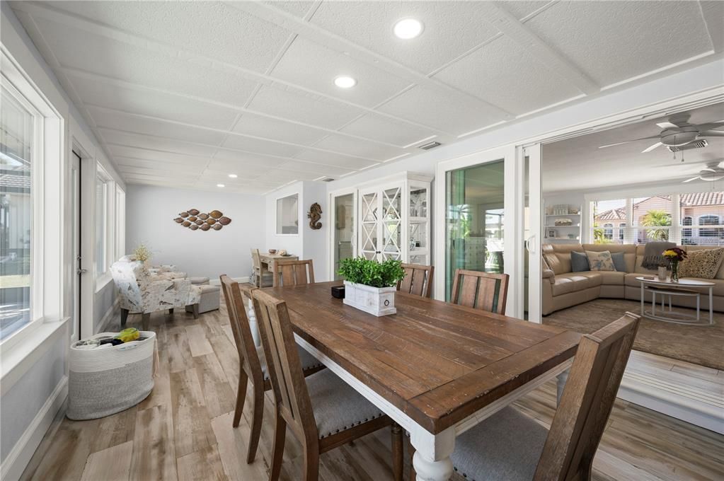 For Sale: $675,000 (2 beds, 2 baths, 1612 Square Feet)