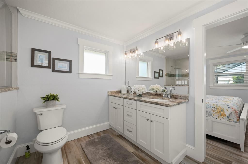 For Sale: $675,000 (2 beds, 2 baths, 1612 Square Feet)