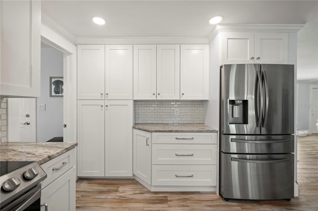 For Sale: $675,000 (2 beds, 2 baths, 1612 Square Feet)