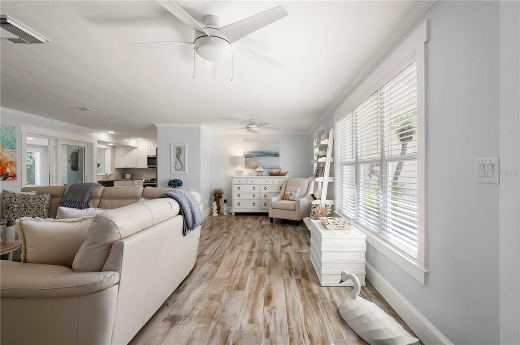 For Sale: $675,000 (2 beds, 2 baths, 1612 Square Feet)