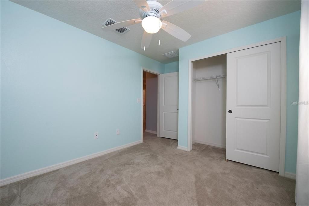 For Rent: $2,400 (4 beds, 2 baths, 1773 Square Feet)