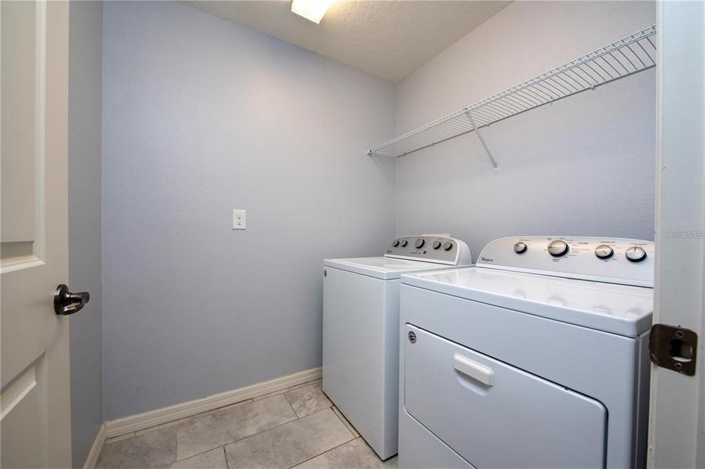 For Rent: $2,400 (4 beds, 2 baths, 1773 Square Feet)