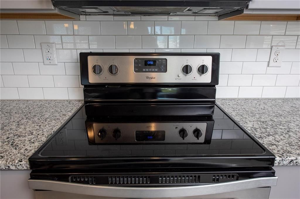 For Rent: $2,400 (4 beds, 2 baths, 1773 Square Feet)