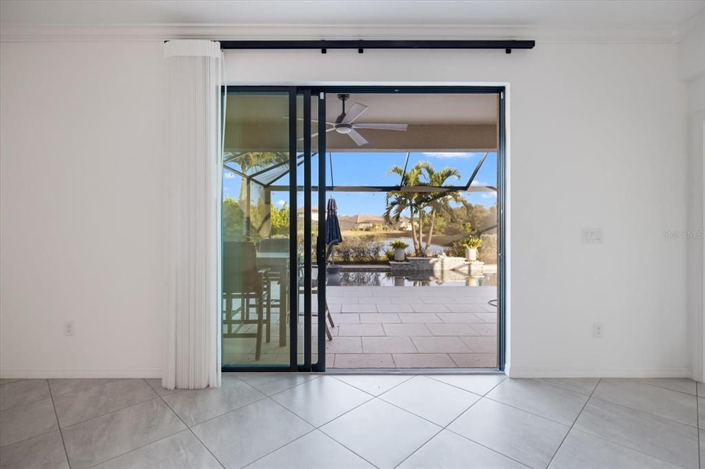 В аренду: $3,800 (3 спален, 3 ванн, 1836 Квадратных фут)