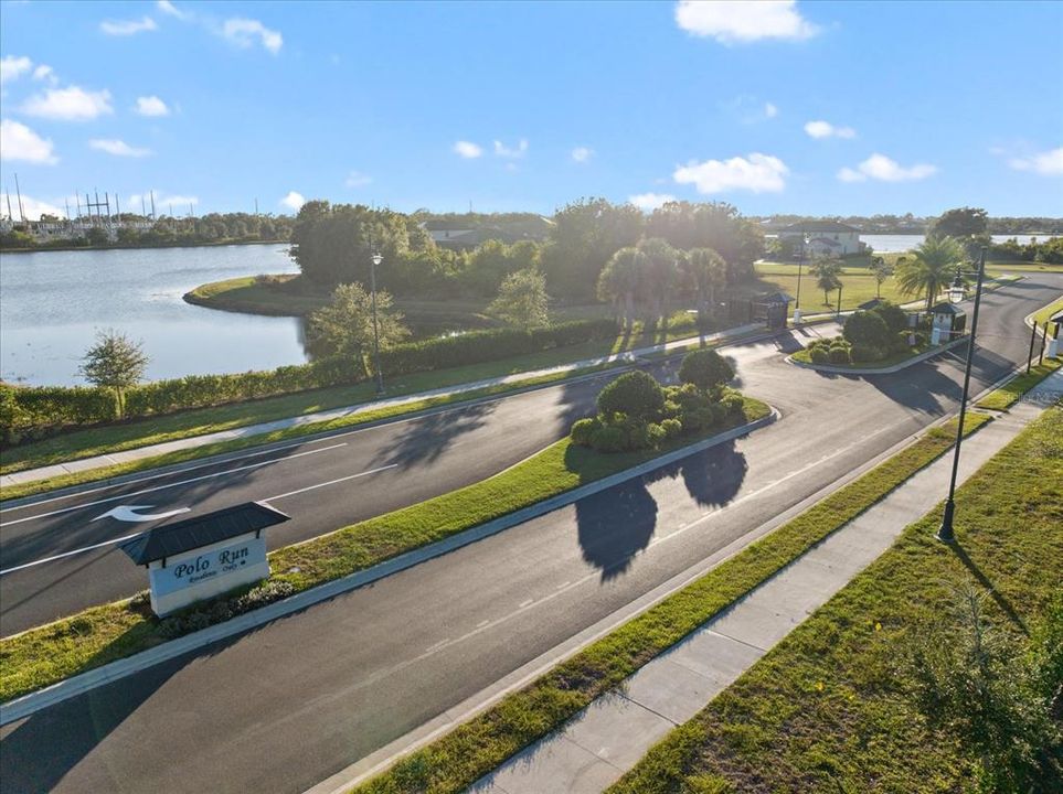 В аренду: $3,800 (3 спален, 3 ванн, 1836 Квадратных фут)