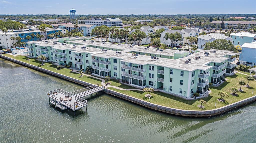 На продажу: $359,900 (1 спален, 1 ванн, 704 Квадратных фут)