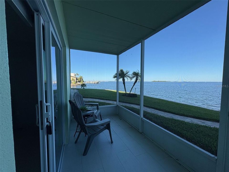 На продажу: $359,900 (1 спален, 1 ванн, 704 Квадратных фут)