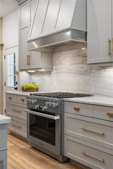 На продажу: $1,979,000 (4 спален, 4 ванн, 4156 Квадратных фут)